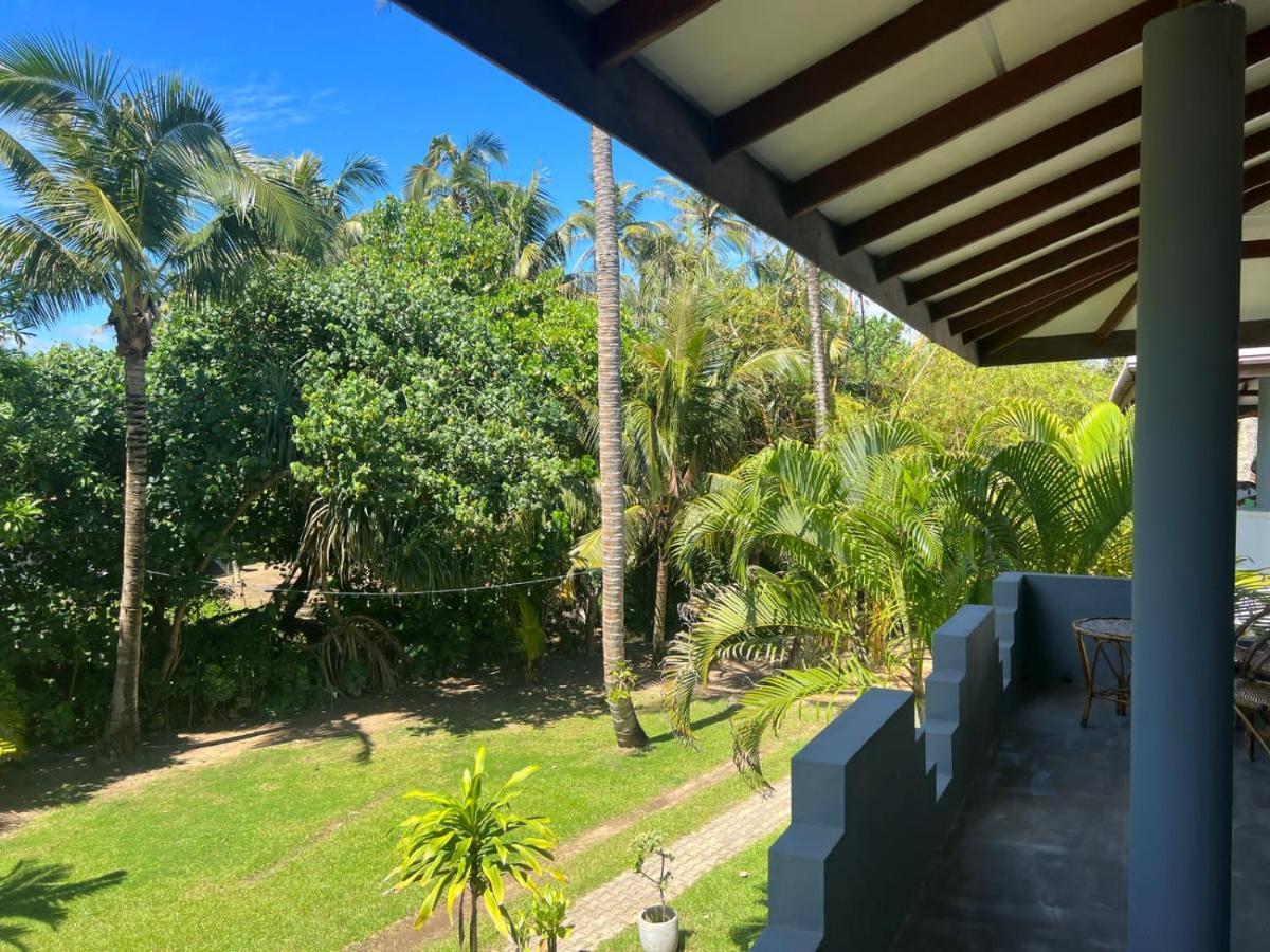 Pineapple Surf Otel Ahangama Dış mekan fotoğraf