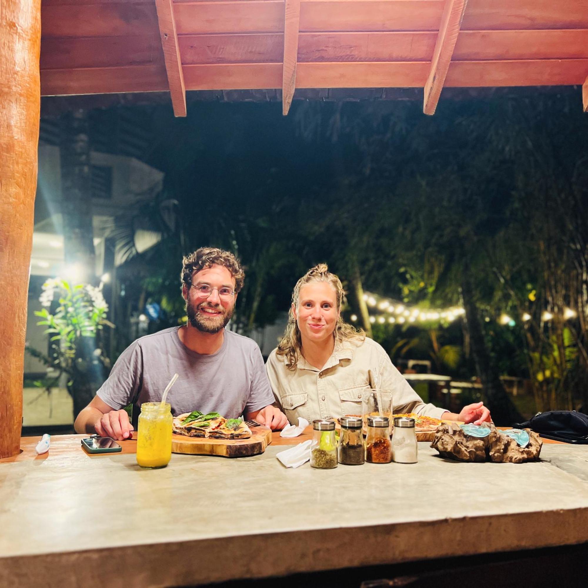 Pineapple Surf Otel Ahangama Dış mekan fotoğraf